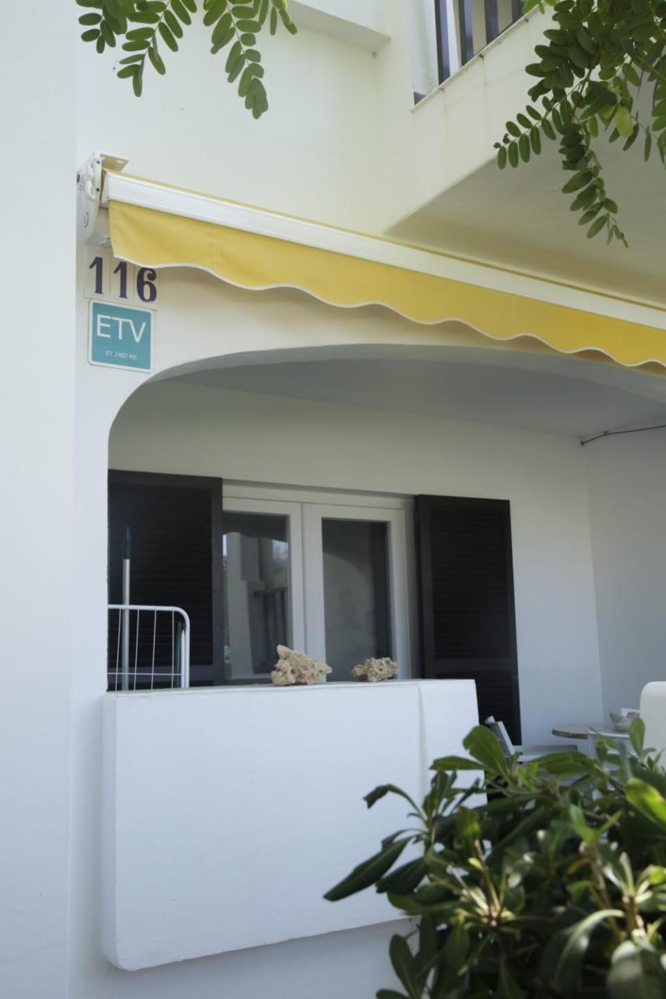 Apartamento Con Encanto En Residencial Con Piscina Cala En Porter  Exterior foto
